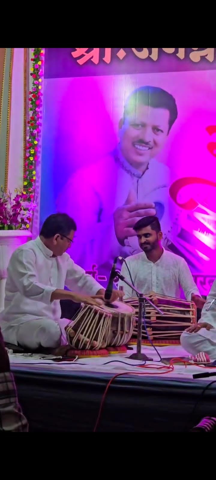 घरातील संगीतमय संस्कारांतून घडलेला पखवाजवादक आदित्य विलास साटम