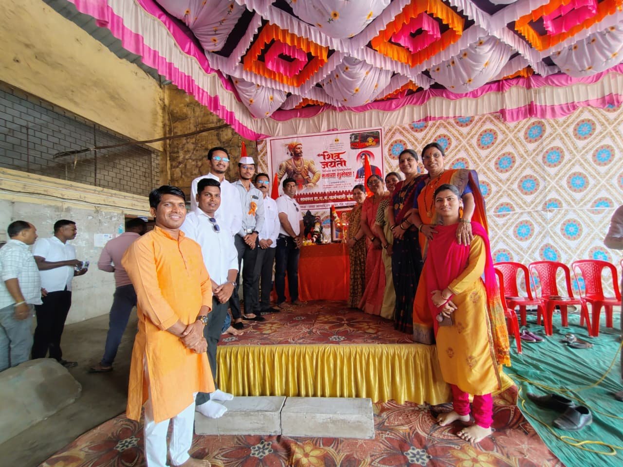 वाडा एसटी आगारात शिवजयंती उत्सव साजरा 