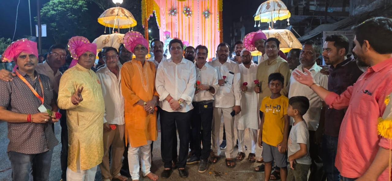 पालघरमधील मुस्लिम समाजाचा “राम लल्लाला” हार अर्पण